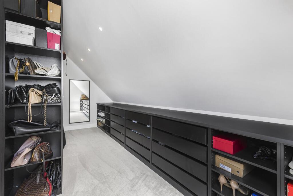 Additional image 17 of The Grove, Brookmans Park , Herts