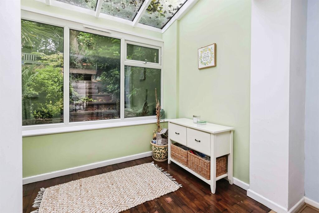 Additional image 7 of Wentworth Way, Harborne, Birmingham