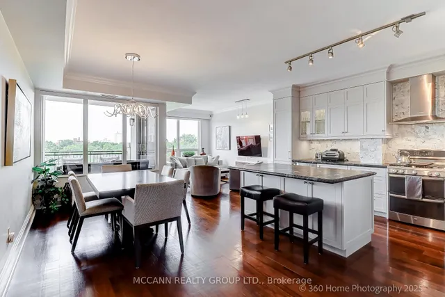 Additional image 5 of 99 Avenue Rd Unit 803