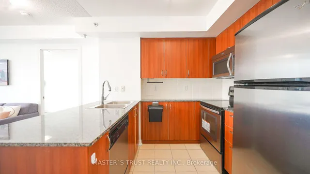 Additional image 17 of 5740 Yonge St Unit 501