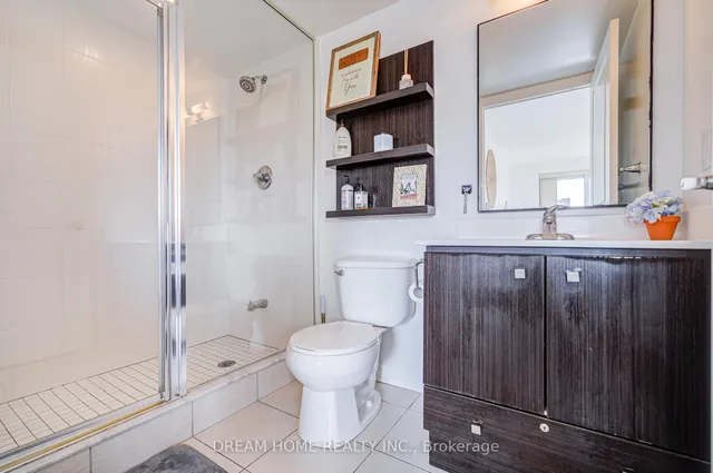 房产图片 19 - 2015 Sheppard Ave 单元904