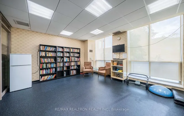 Additional image 44 of 1 Glen Park Ave Unit 605