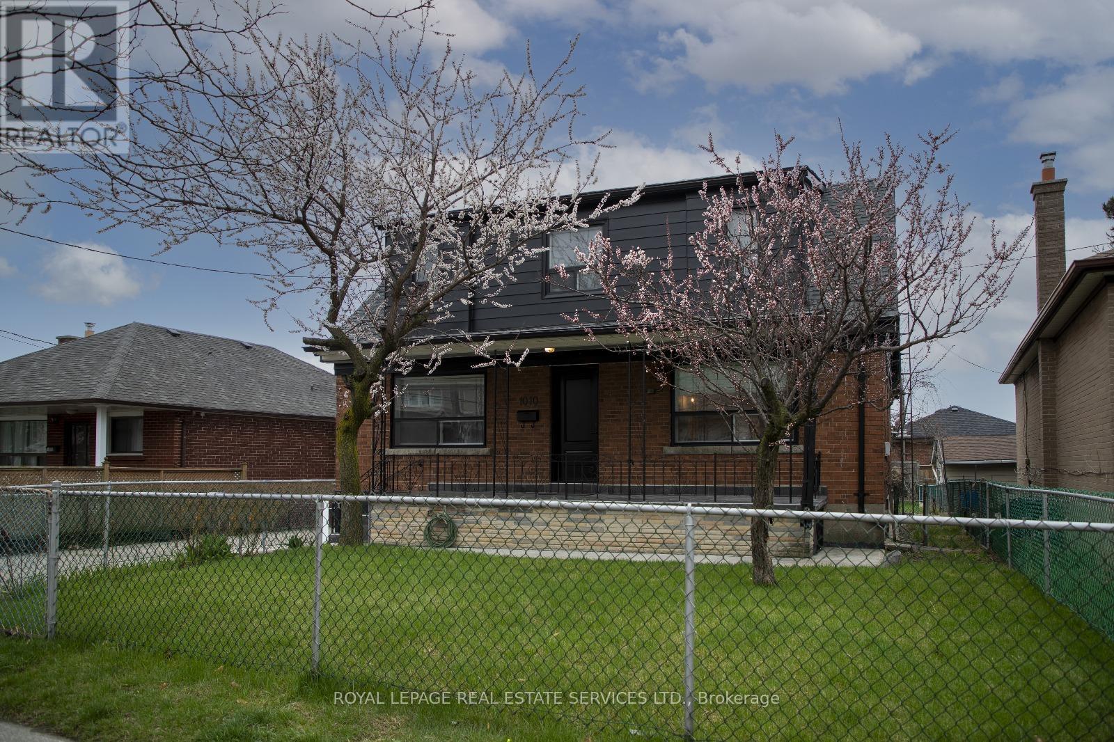 1010 CALEDONIA ROAD|Toronto (Yorkdale-Glen Park), Ontario M6B3Z1