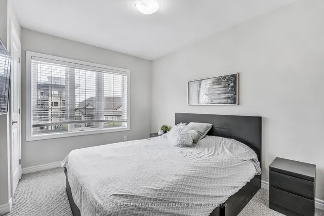 Additional image 31 of 16 Lakefront Dr