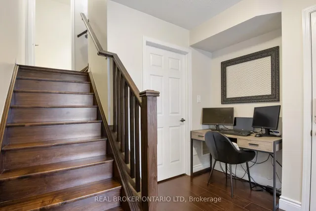 Additional image 5 of 100 Baycliffe Cres