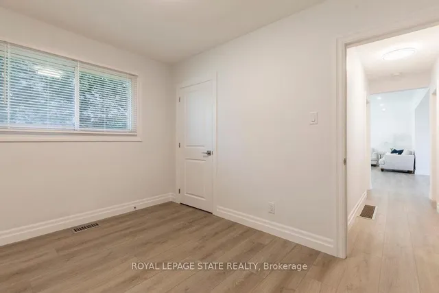 Additional image 33 of 8477 Dickenson Rd