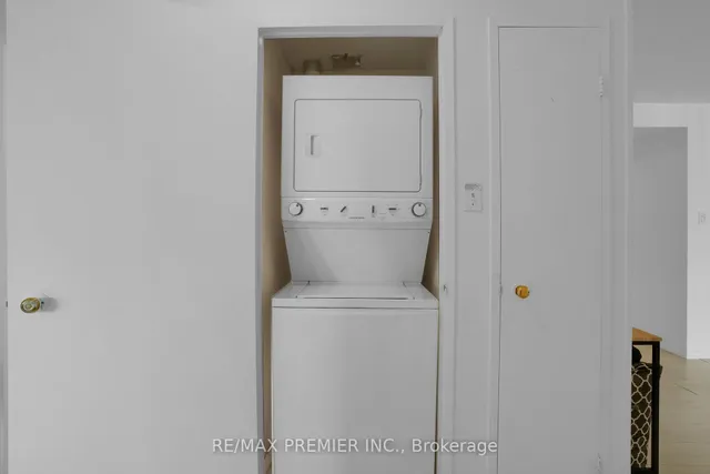 Additional image 15 of 8 Lisa St Unit 505