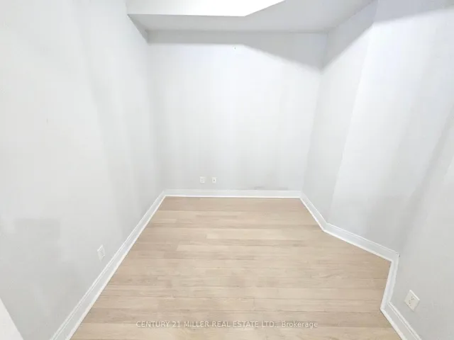 Additional image 13 of 90 Absolute Ave Unit 808