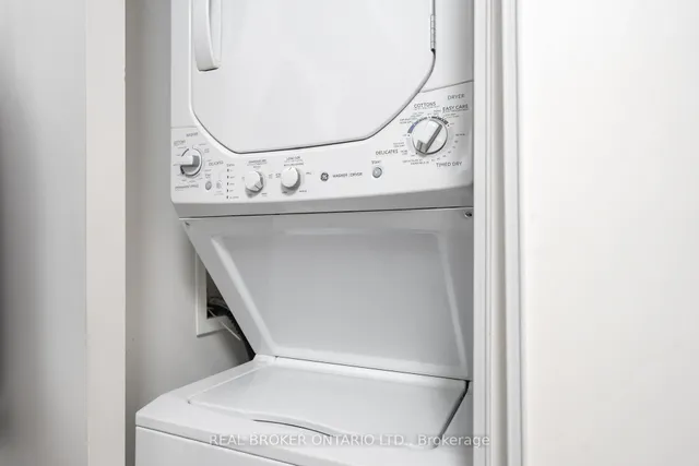 Additional image 12 of 36 Lisgar St Unit 908E