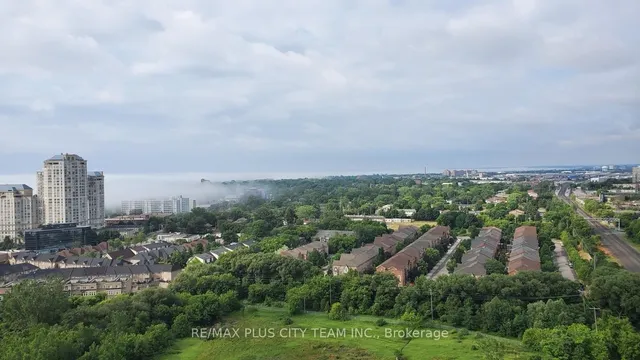 Additional image 39 of 88 Park Lawn Rd Unit 2316