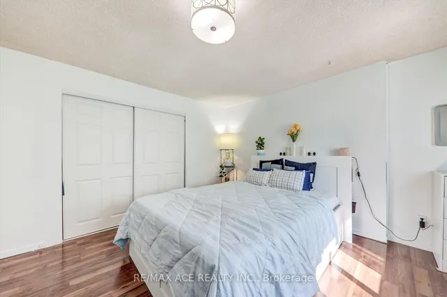 Additional image 25 of 88 Courtleigh Sq