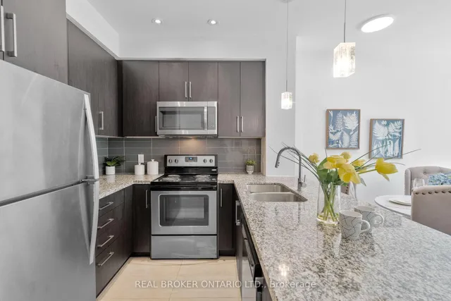 Additional image 6 of 840 Queen's Plate Dr Unit 103