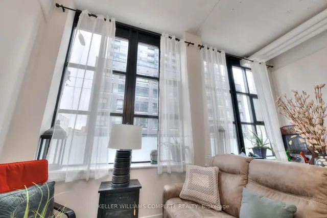 Additional image 12 of 410 King St Unit 108