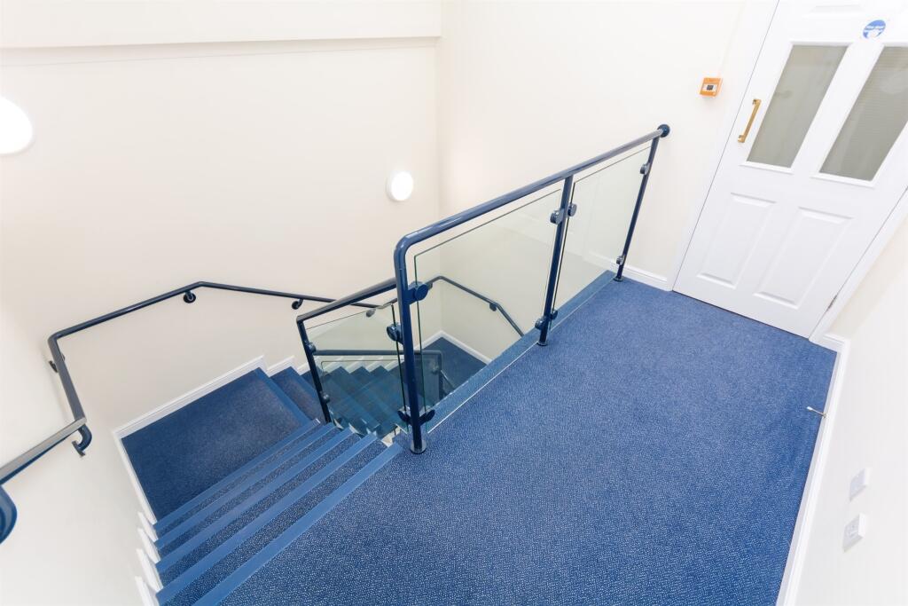 Additional image 20 of Oakhill Close, Birmingham