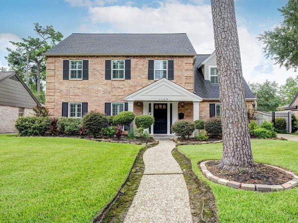 1109 Cheshire Ln, Houston, TX 77018