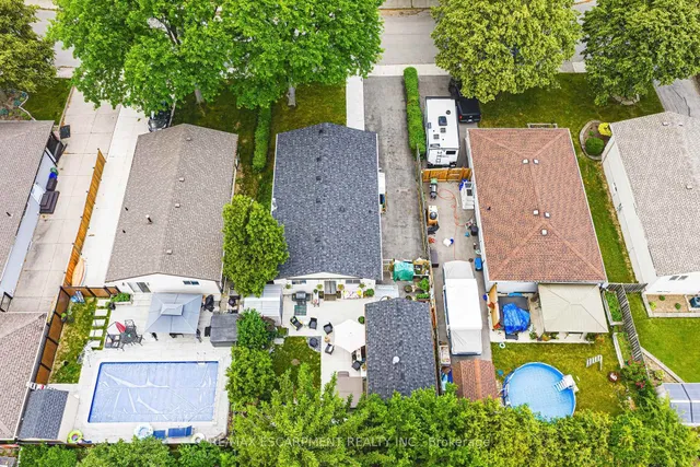 Additional image 30 of 44 Billington Cres