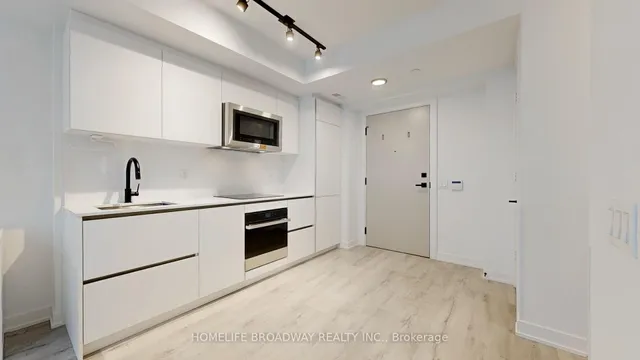 Additional image 28 of 327 King St Unit 1005