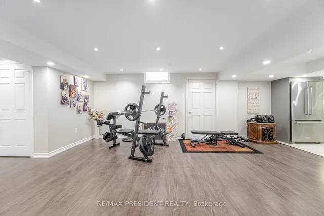 Additional image 34 of 12 Valleyridge Cres