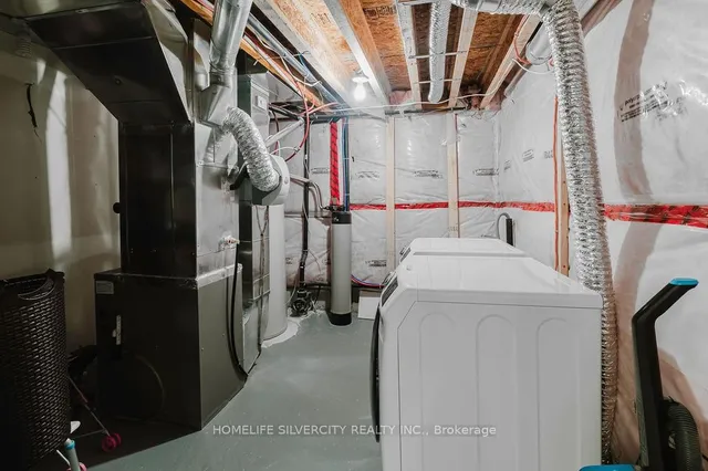 Additional image 44 of 26 Fossil St