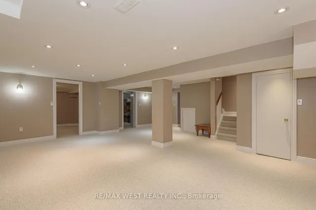 Additional image 38 of 12 Barr Cres