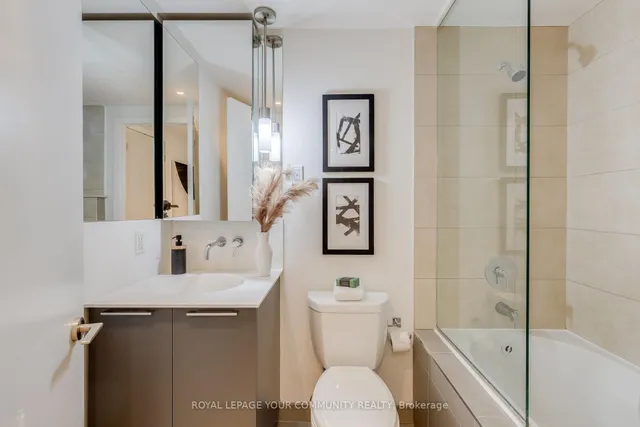 Additional image 16 of 650 King St Unit 211