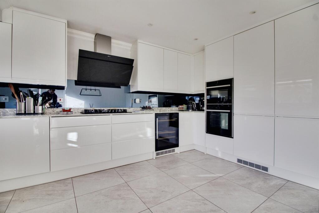 Additional image 7 of Kenyon Place, Welwyn Garden City