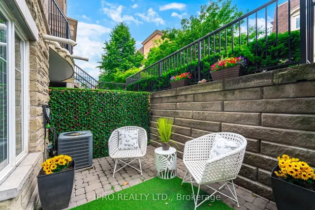 Additional image 23 of 21 Pirandello St Unit TH1223