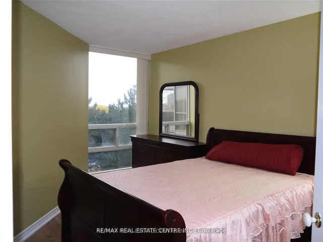 Additional image 9 of 45 Kingsbridge Garden Circ Unit 401