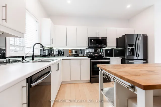 Additional image 15 of 233 SPRINGVALLEY Cres