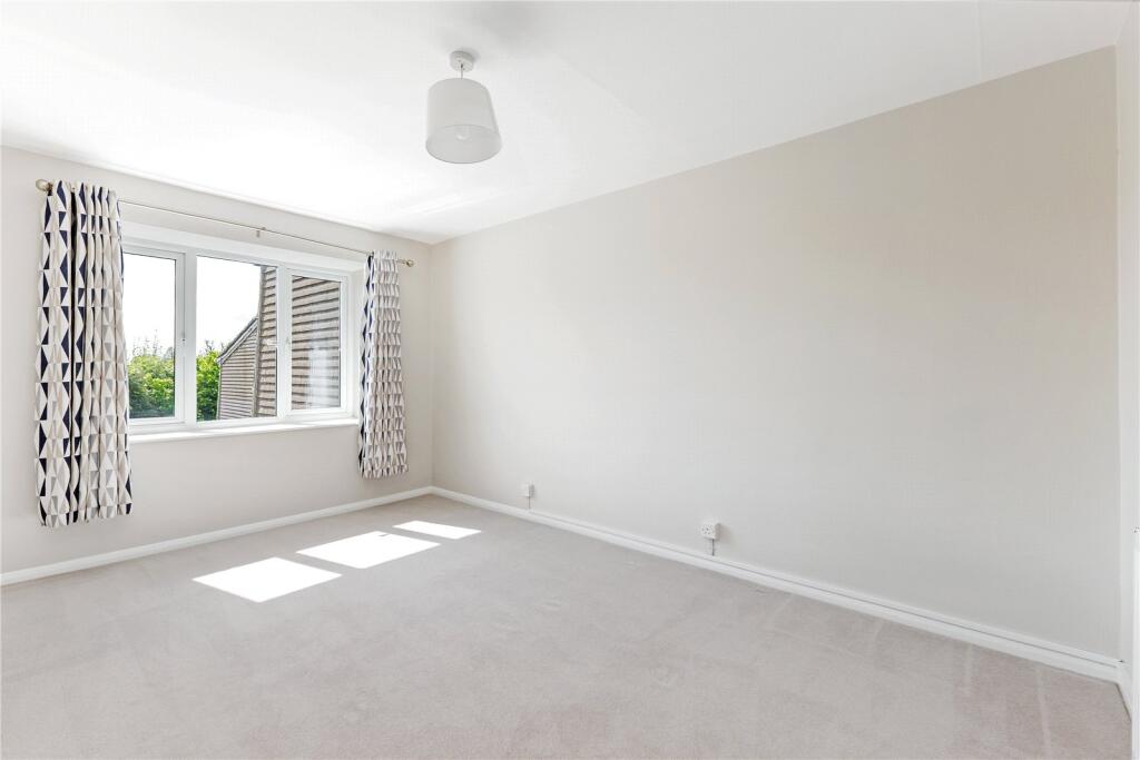 Additional image 7 of Douglas Road, Harpenden, Hertfordshire, AL5