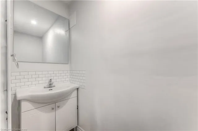 Additional image 17 of 12 Whitedeer Rd Unit 2