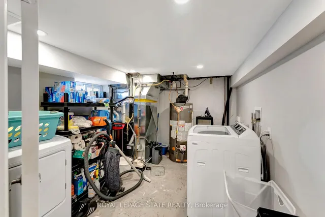 Additional image 33 of 746 Roxborough Ave