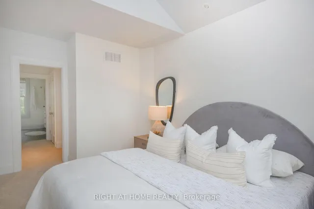 Additional image 25 of 104 Summerhill Ave