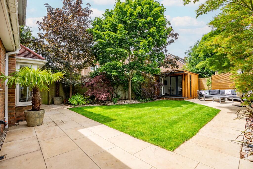 Additional image 3 of Dawes Lane, Wheathampstead, St. Albans, Hertfordshire, AL4