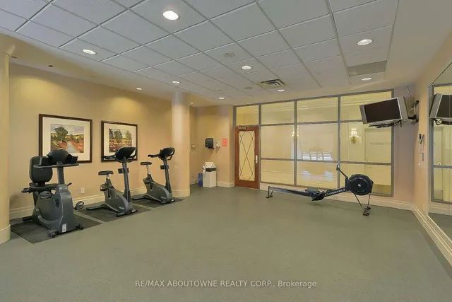 Additional image 32 of 5233 Dundas St Unit 227