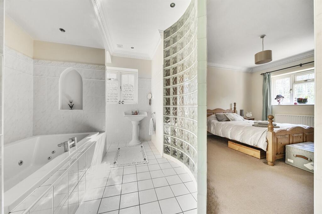 Additional image 3 of Old Watford Road, Bricket Wood, St. Albans