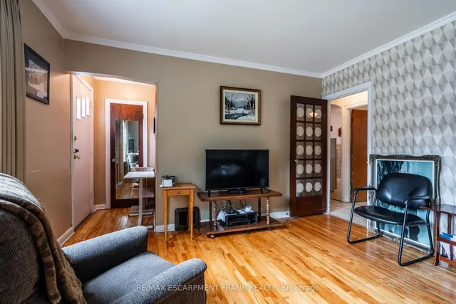 房产图片 9 - 209 东13街