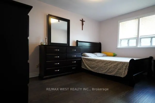 Additional image 11 of 22 Rabton Crt