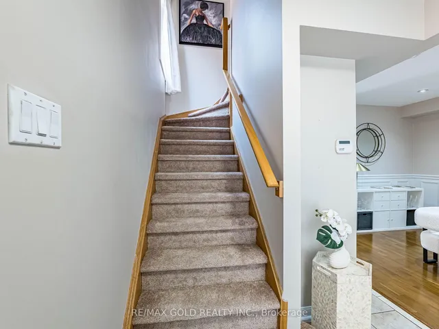 Additional image 33 of 35 Garibaldi Dr