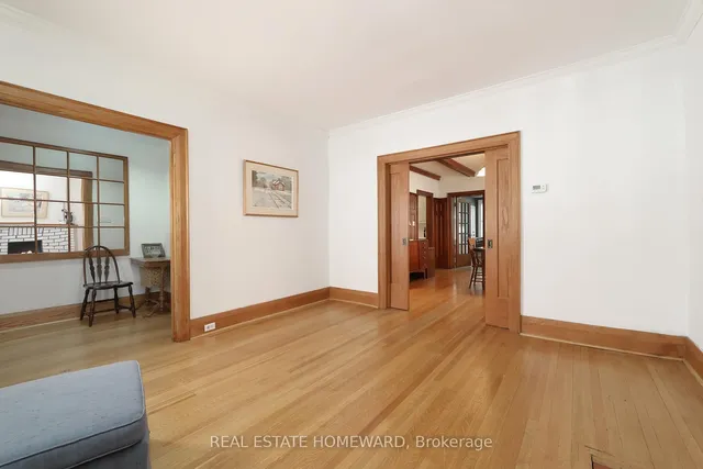 Additional image 8 of 756 Coxwell Ave