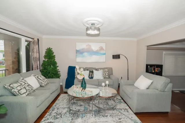 Additional image 30 of 111 AUBREY Ave