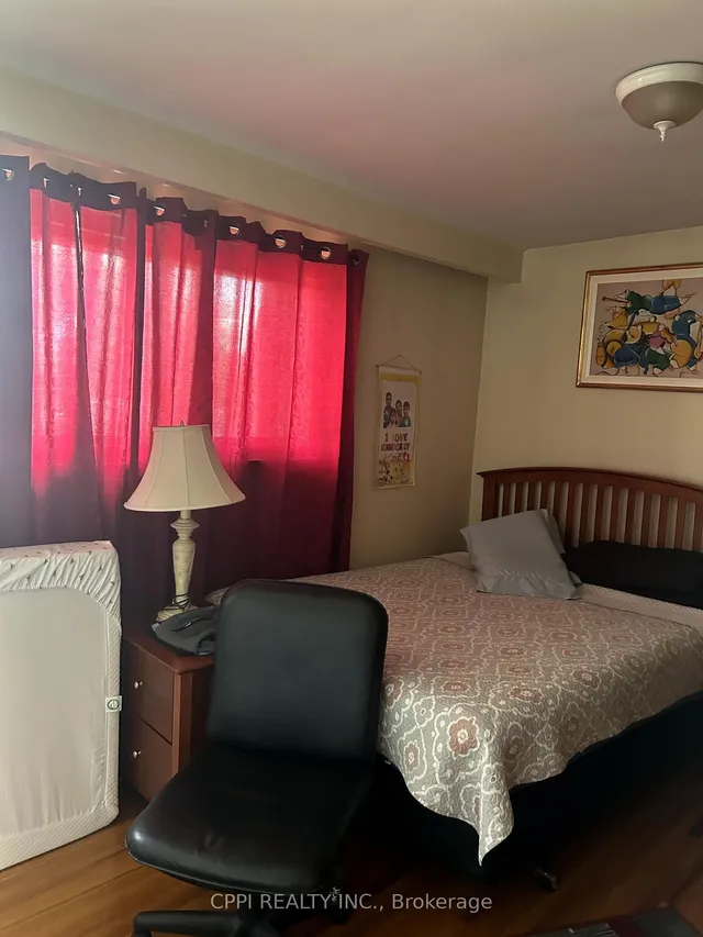 Additional image 9 of 69 Godstone Rd Unit 110