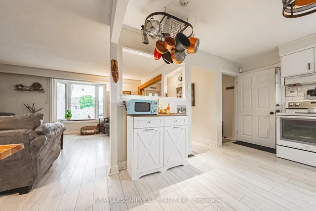 Additional image 12 of 44 Billington Cres
