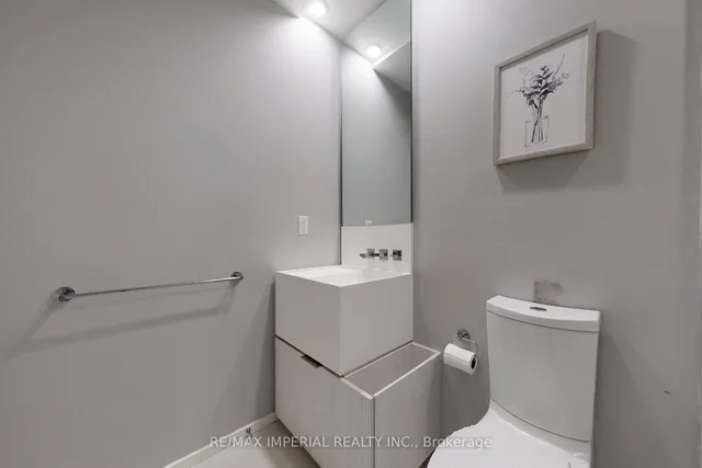 Additional image 39 of 1 Bloor St Unit 414