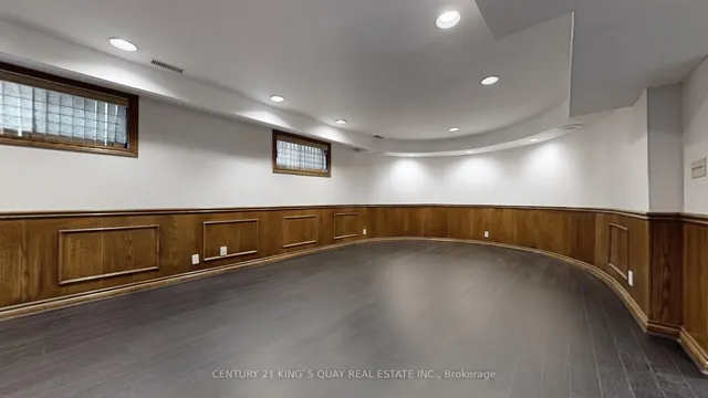 Additional image 40 of 54 Garnier Crt