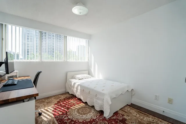 Additional image 23 of 3695 Kaneff Cres Unit 607