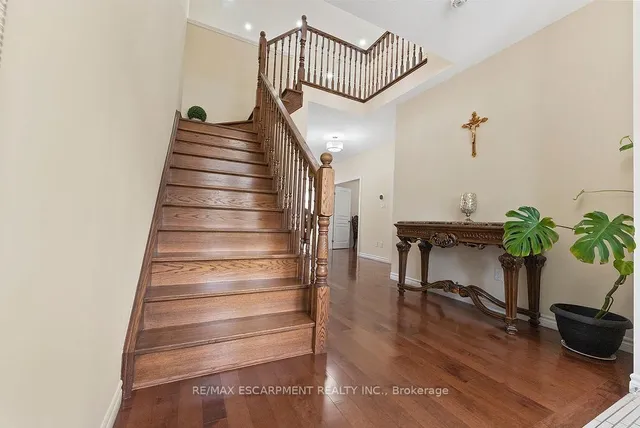 Additional image 4 of 67 Bellroyal Cres