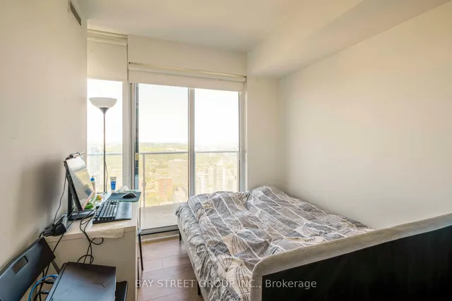 Additional image 10 of 501 Yonge St Unit 4805