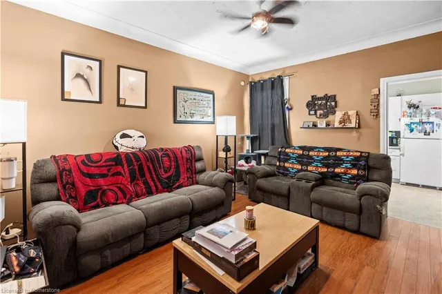 Additional image 7 of 77 Barton St