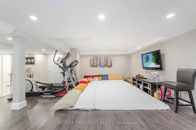 Additional image 33 of 12 Valleyridge Cres